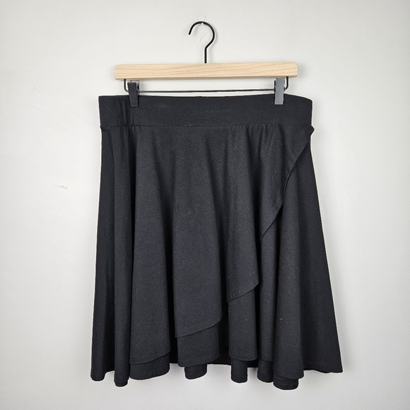 Torrid Ruffle Black Skirt 0